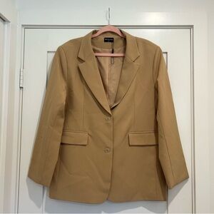 White Fox Boutique tan oversized blazer S/M
